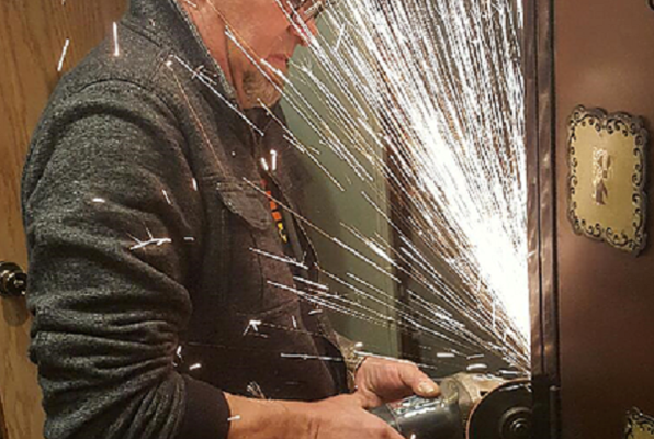 Wacky Inventor's Workshop (EpIQ Escapes) Escape Room