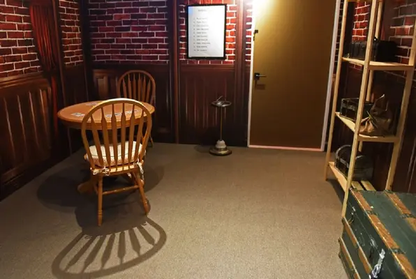 Lucky Duck Speakeasy (Great Lakes Escape Game) Escape Room