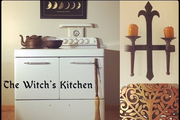 The Witch's Kitchen (Old Town Escape) Escape Room