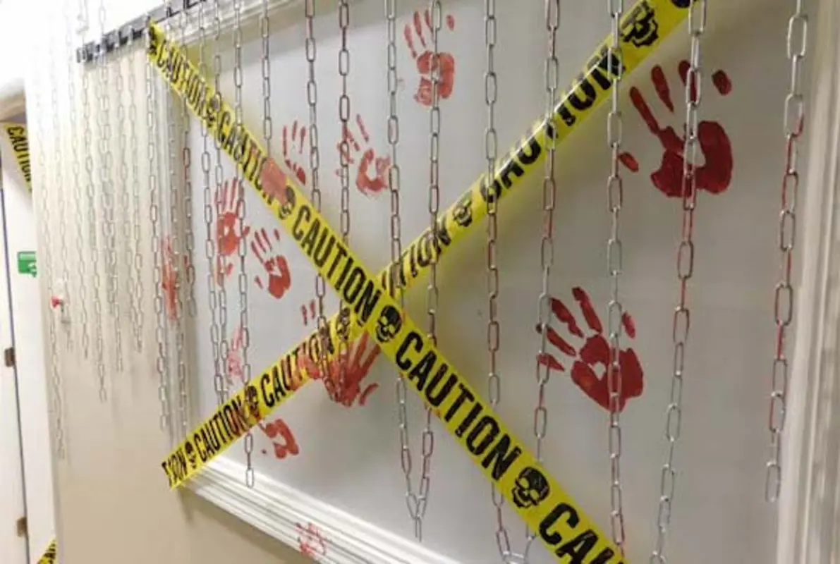 Criminal Mystery (Storm Out) Escape Room
