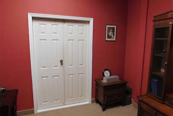 Thomas Edison (Storm Out) Escape Room