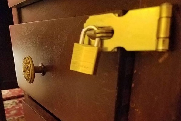 Hunter P.I. - The Third (Hint Hunter Puzzle Rooms) Escape Room