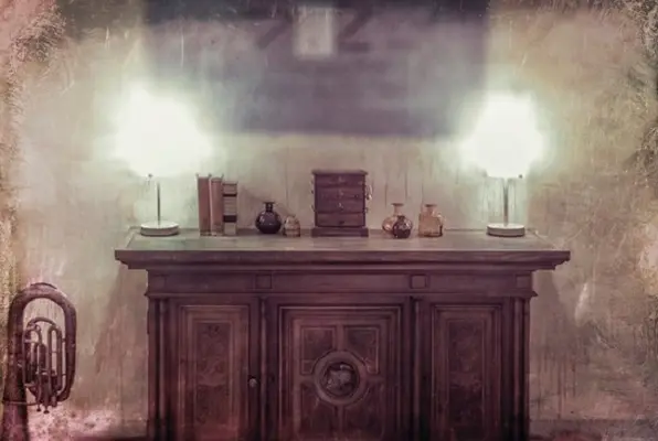 Save M. Holmes! (The Door) Escape Room