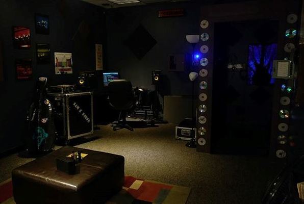 The Lost Recording (15 Locks) Escape Room