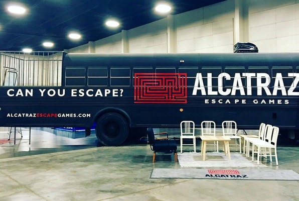 Prison Bus Escape (Alcatraz Escape Games) Escape Room