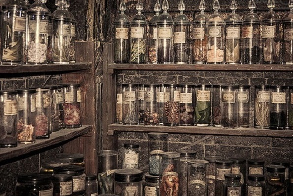 Muggle Mayhem (The Lock In) Escape Room