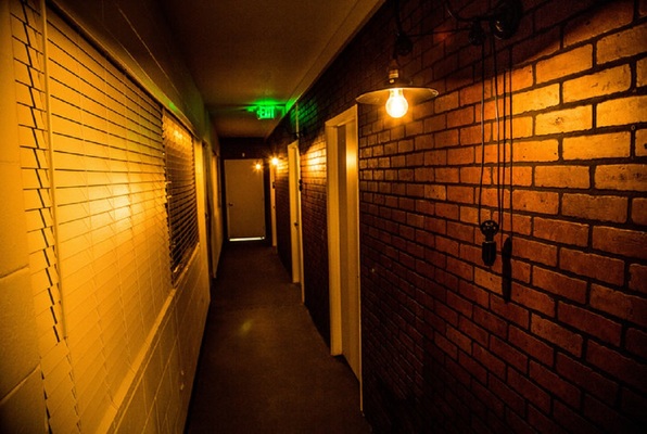 The Gentleman's Den (Escape Redding) Escape Room