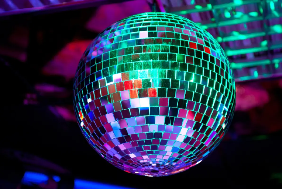Groove Room Disco