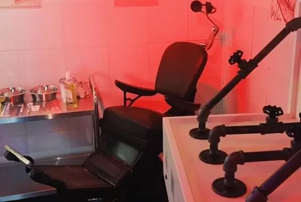 The Mad Dentist (Mission Escape Rooms) Escape Room