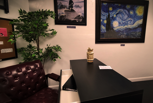 Con Artist (Escape Room Virginia Beach) Escape Room