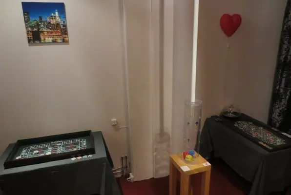 Casino Mysteria (Escape-O-Holics) Escape Room