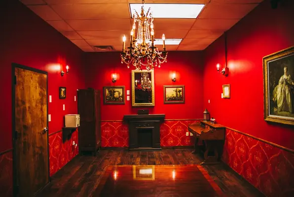 Séance (The Escapery) Escape Room