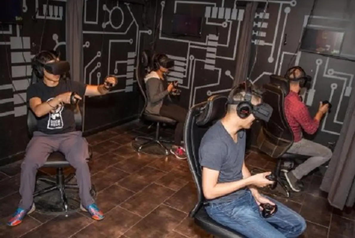Virtual Reality Decomposed