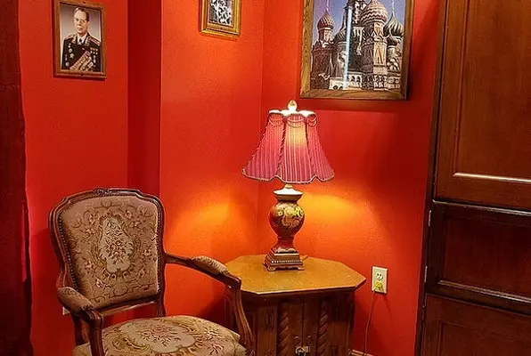 The Russian Connection (Escape Hour House) Escape Room