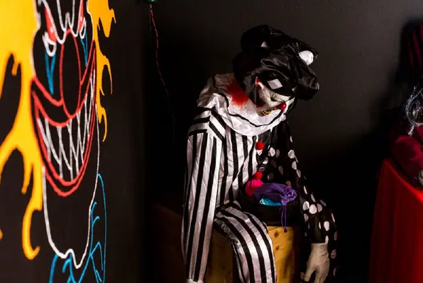 Big Top Horror (Lights Out Escape Rooms) Escape Room