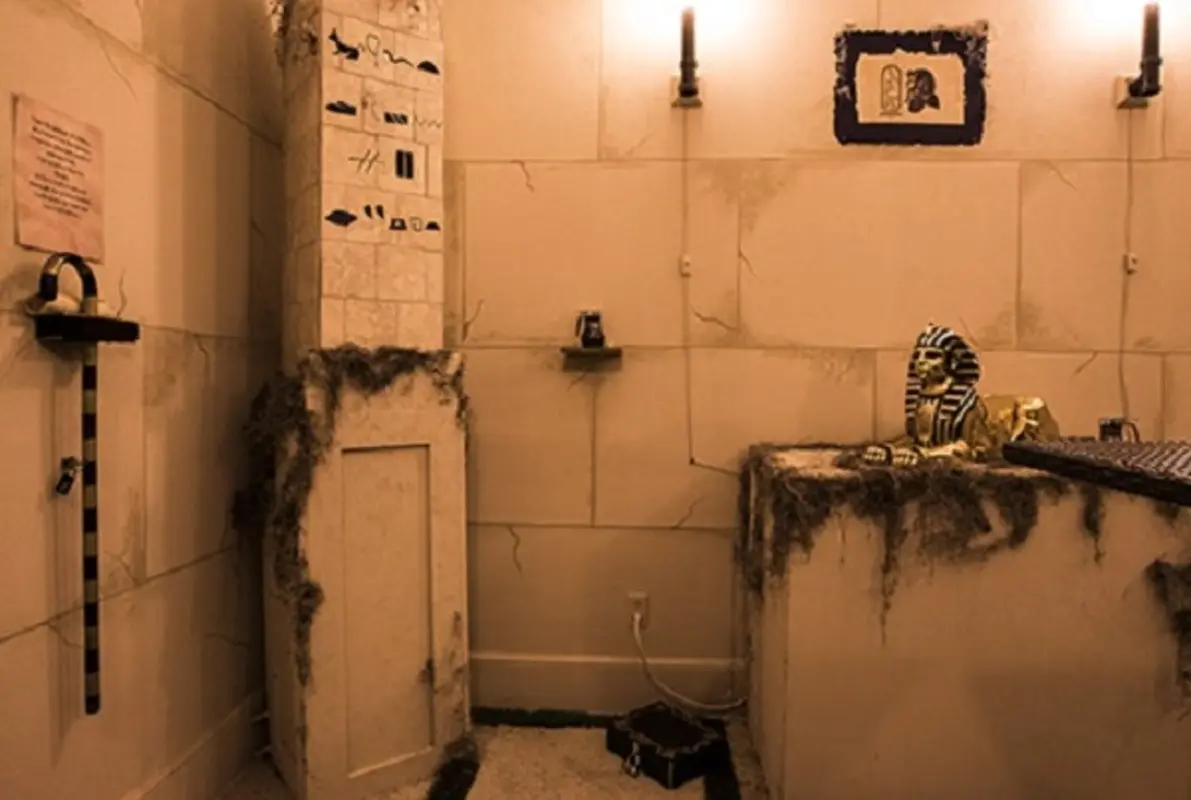 The Egyptian Chamber (Escape in 60) Escape Room