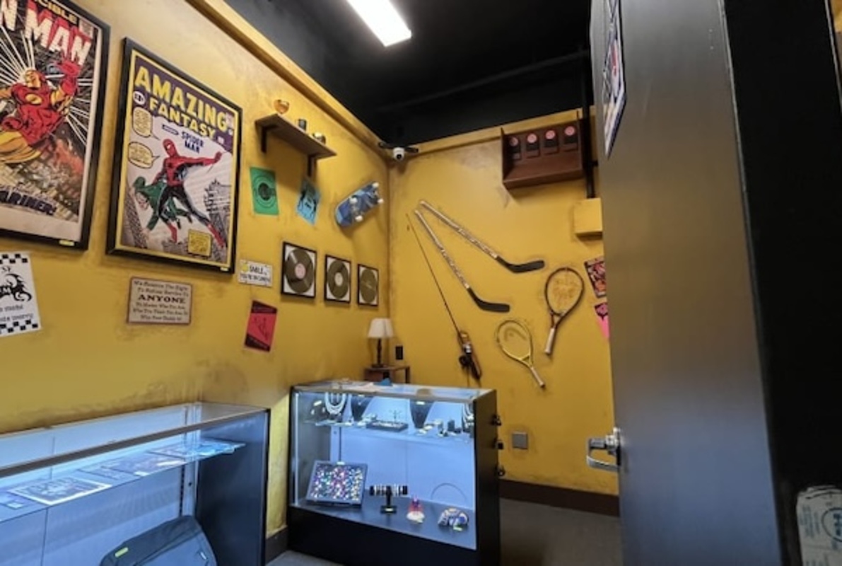 Rob the Mob: Break-In At Bubba's (The Great Escape Room) Escape Room