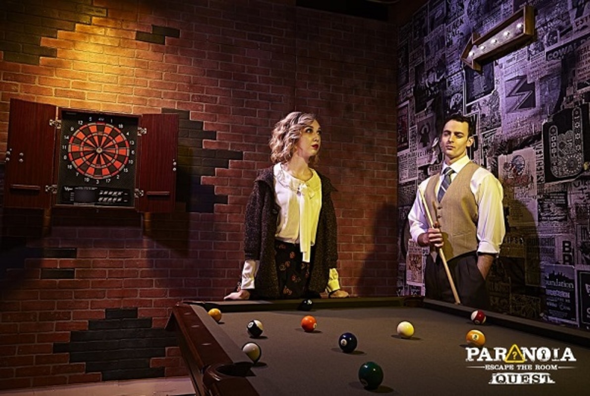 Murder Mystery (Paranoia Quest) Escape Room
