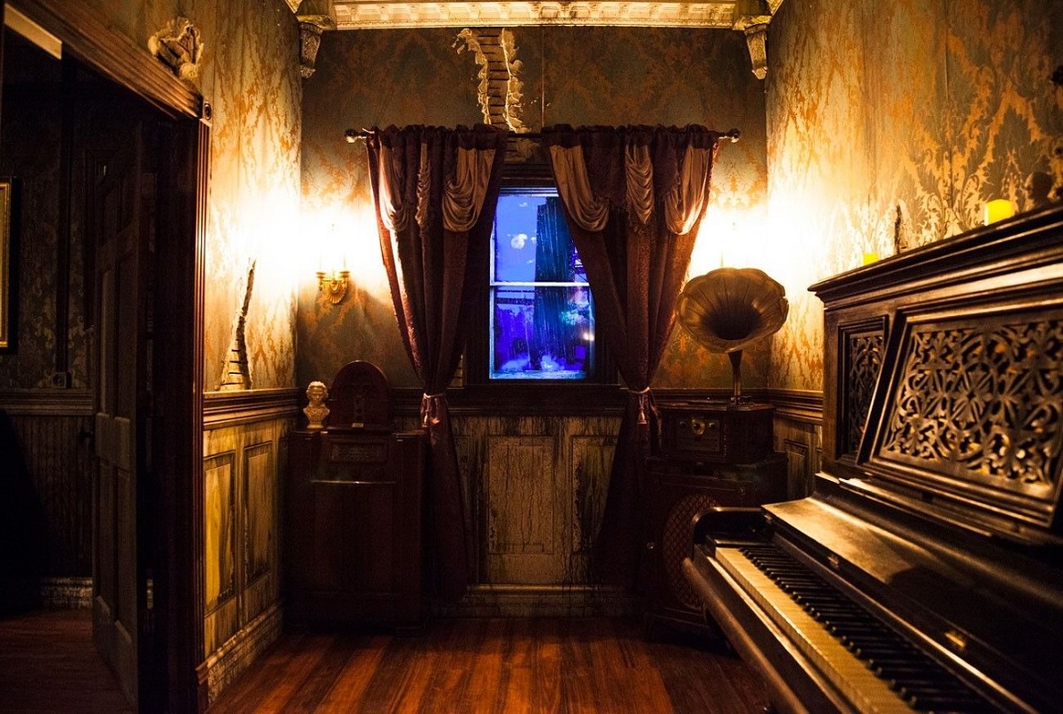 The Grand Wilshire Hotel (The Imaginarium) Escape Room