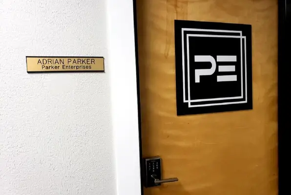 Parker Enterprises Investigation (Snake River Escape Rooms) Escape Room